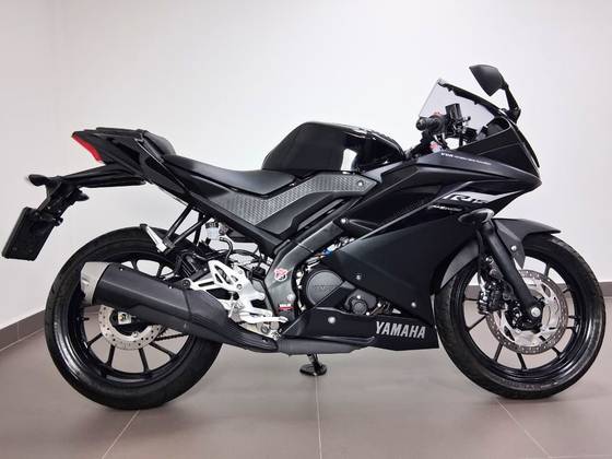 YAMAHA YZF R15 